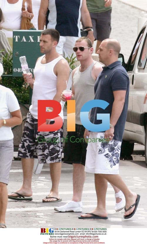 Coleen & Wayne Rooney's French Vacation