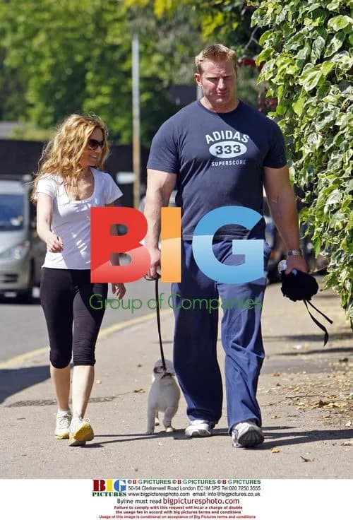 Geri Halliwell Exercises with Trainer & Dog
