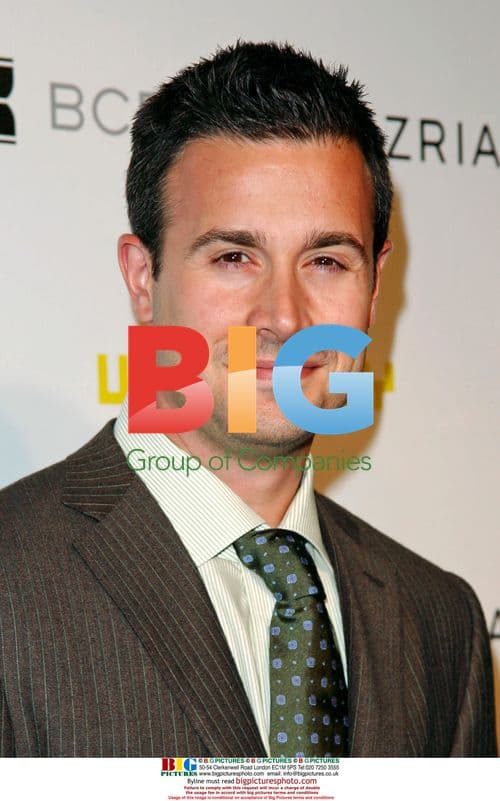 Freddie Prinze, Jr. at Art Party