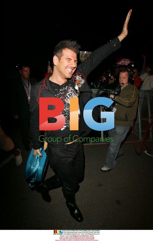 New Big Brother Contestants Enter Home