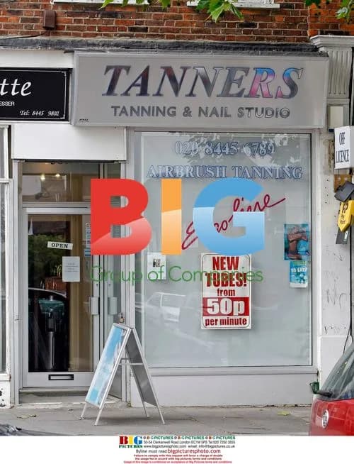 Nadine Coyle Spotted At Tanning Salon