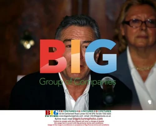 Robert De Niro presents father's art in Venice