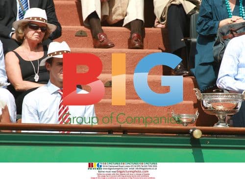 Nadal wins 3rd straight French Open