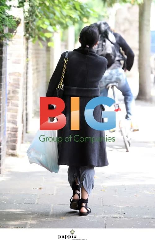 Sadie Frost Wearing Black Sandals in London