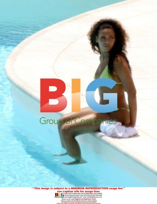 Byonce Knowles relaxes in French Riviera