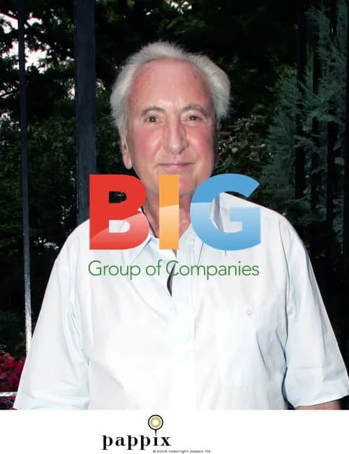 Michael Winner Seen with Injury