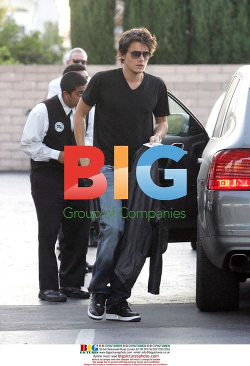 John Mayer Shopping in Hollywood