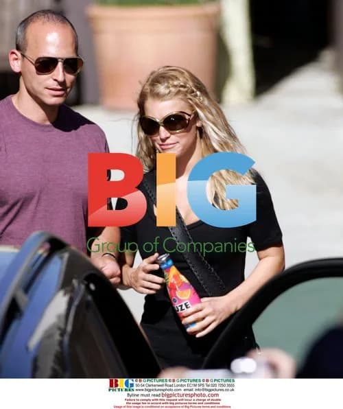 Jessica Simpson Leaves Gym in LA