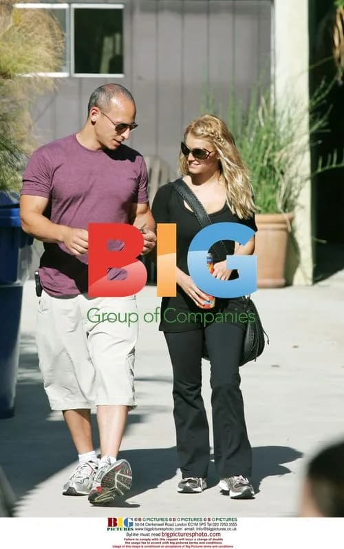 Jessica Simpson Leaves Gym with Trainer