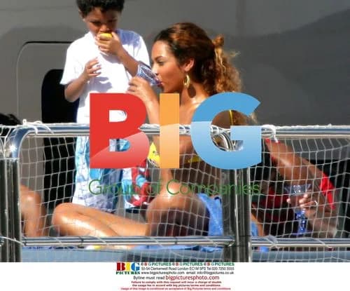 Beyonce Enjoys French Riviera Yacht Ride