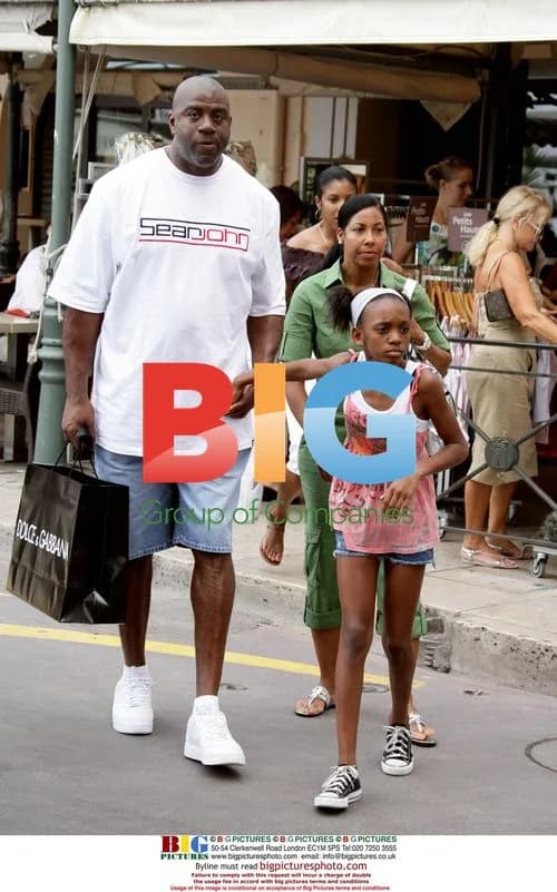 Magic Johnson and Family Shopping in Saint-Tropez