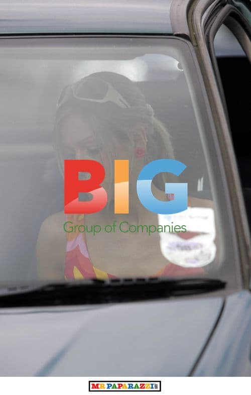 Nikki Grahame Visits Mount Vernon Hospital