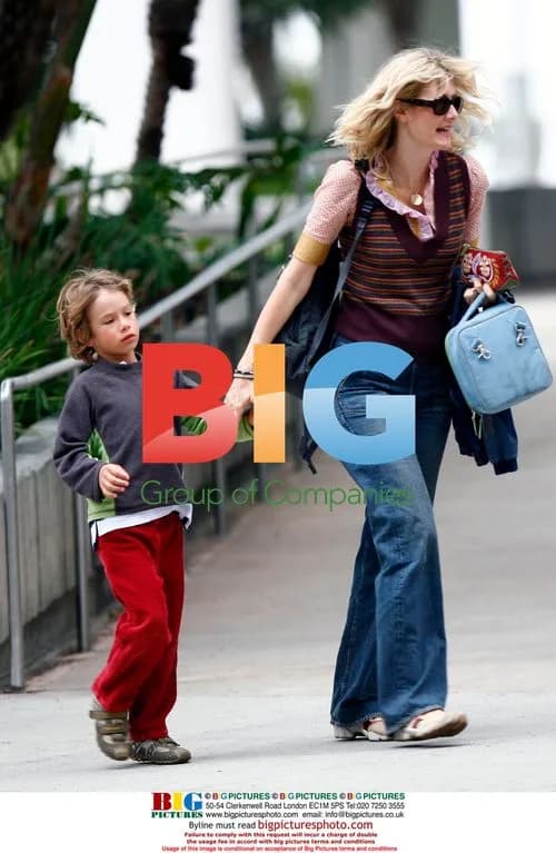 Laura Dern walks son to school