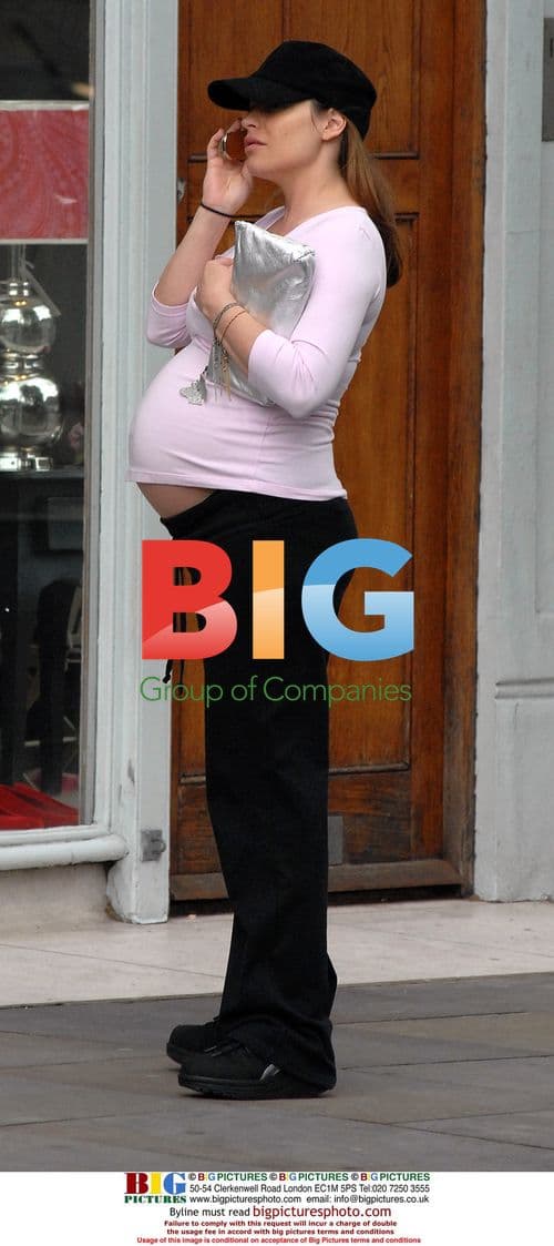 Expectant mother Elen Rives