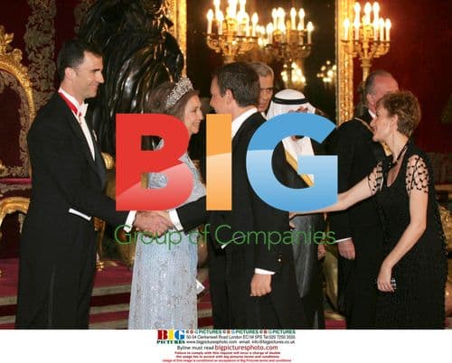 Prince Felipe hosts gala dinner for Saudi King