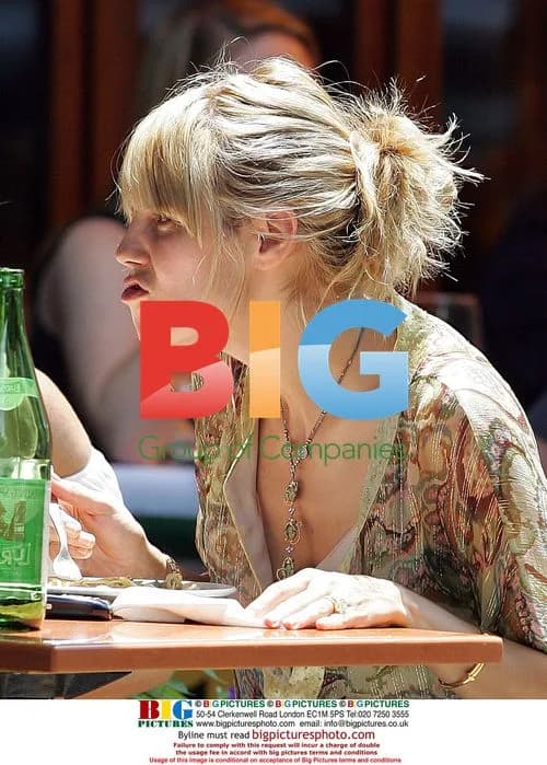Heidi Klum Enjoys Pasta Lunch in Soho, NYC