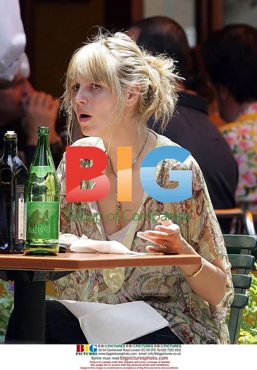 Heidi Klum Enjoys Pasta Lunch