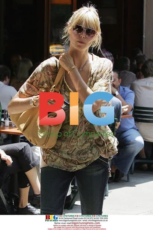 Heidi Klum Enjoys Pasta in Soho