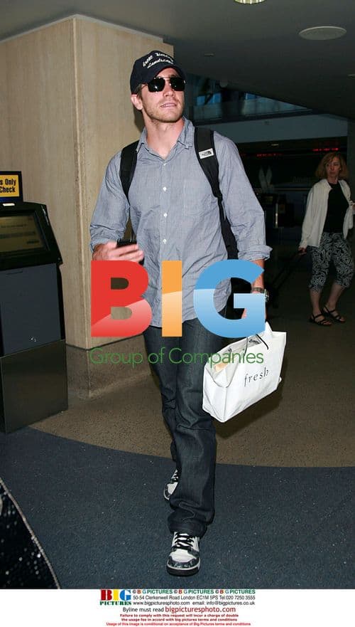 Jake Gyllenhaal Arrives at LAX