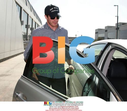 Jake Gyllenhaal Arrives at LAX