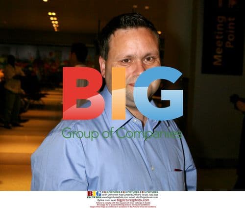 Paul Potts arrives at JFK Airport