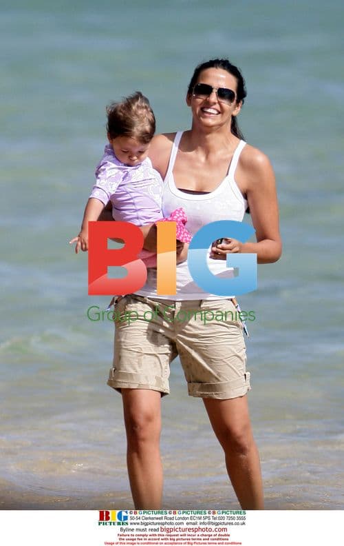 Jennifer Garner and daughter play in Hawaii