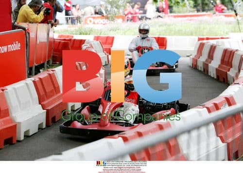 Lewis Hamilton Auctions Old Cart for £4,000