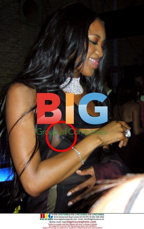 Naomi Campbell's Wardrobe Malfunction