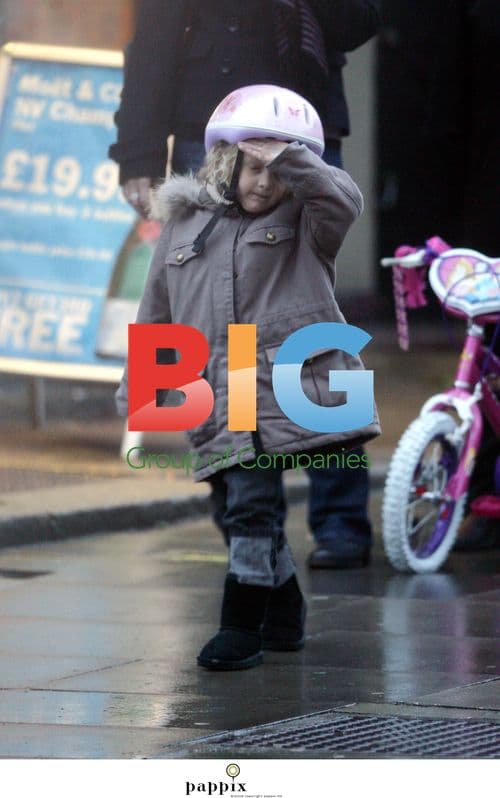 Misty Kyd bikes in rainy North London