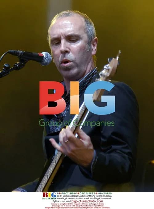 Peter Gabriel & Crowded House Concert