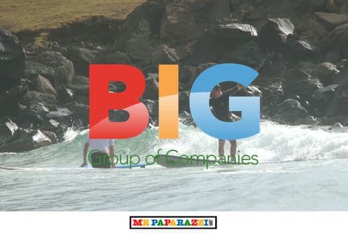 Matt Damon and Ben Affleck Surf in Hawaii