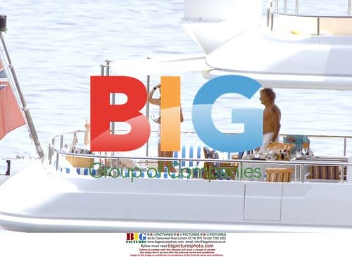 Rod Stewart and Penny Lancaster on Honeymoon