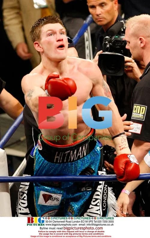 Celebrities Watch Hatton vs Castillo Boxing Match