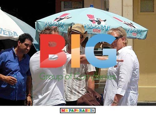 Coronation Street stars vacation