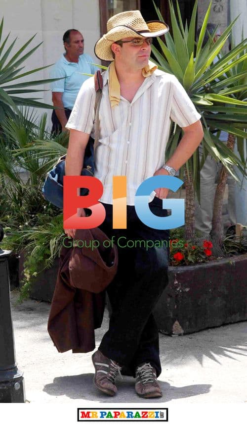 Coronation Street stars head to Malta, Spain