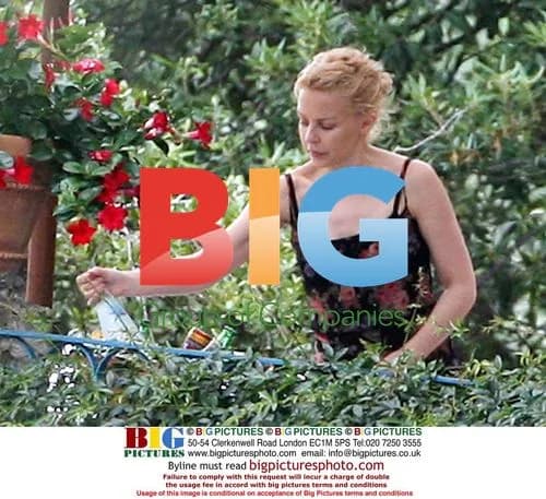 Kylie Minogue at House of Gabbana in Portofino