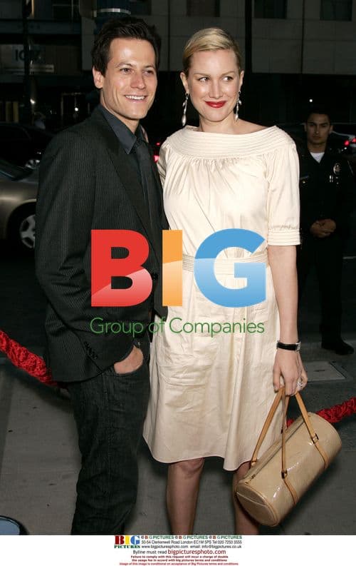 Ioan Gruffudd & Alice Evans at 'Sicko' LA Screening