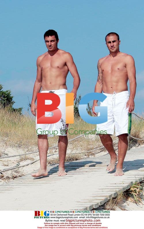 Fabio Cannavaro and family meet Massimo Oddo