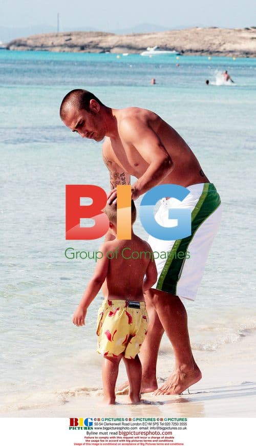 Fabio Cannavaro and family meet Massimo Oddo