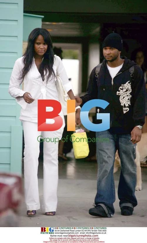 Usher and Tameka Arrive in St. Barts