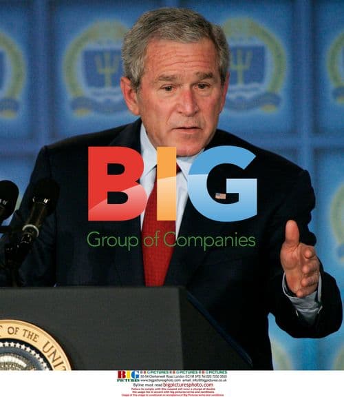 Bush Discusses Iraq War at Naval War College