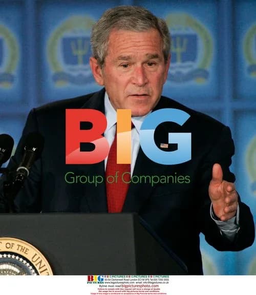 Bush Discusses Iraq War at Naval War College