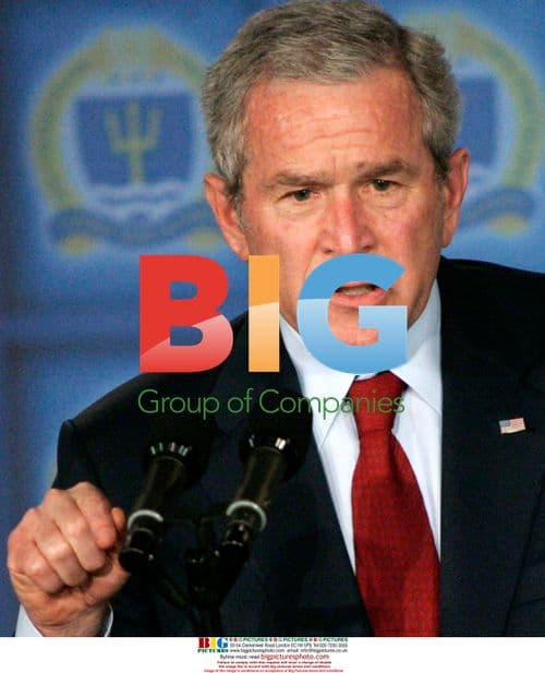 Bush Discusses Iraq War at Naval War College