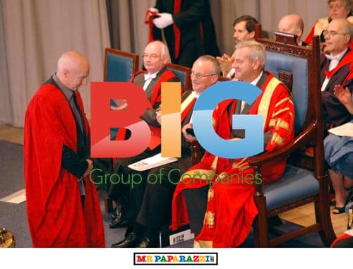 Midge Ure receives doctorate in Scotland