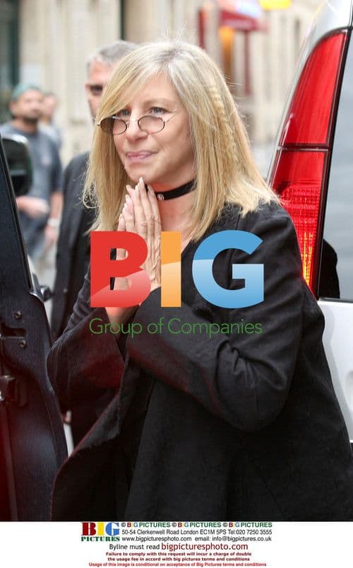 Barbra Streisand Receives French Legion of Honour