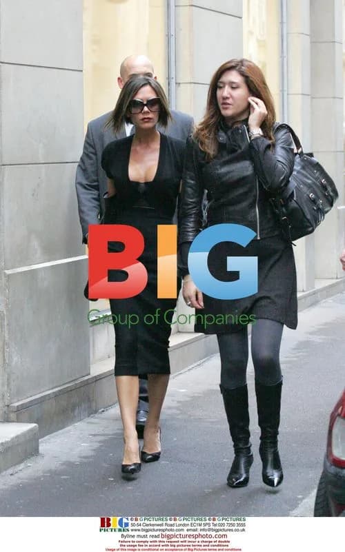 Victoria Beckham and Katie Holmes Paris Shopping