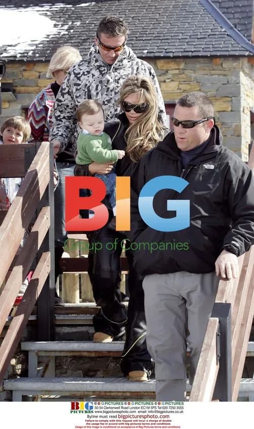 Victoria Beckham departs Baqueira Beiret with children