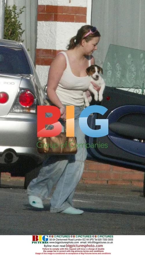 Charlotte Church visits her mum in Cardiff