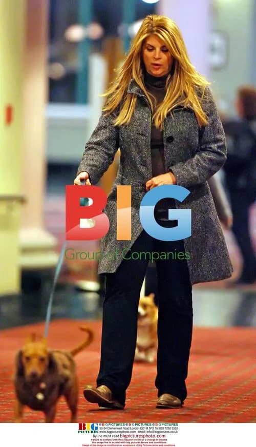 Kirstie Alley Walks Dog After Filming