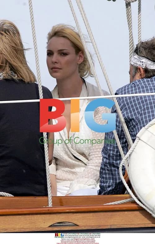 Katherine Heigl Sails for Fashion Shoot